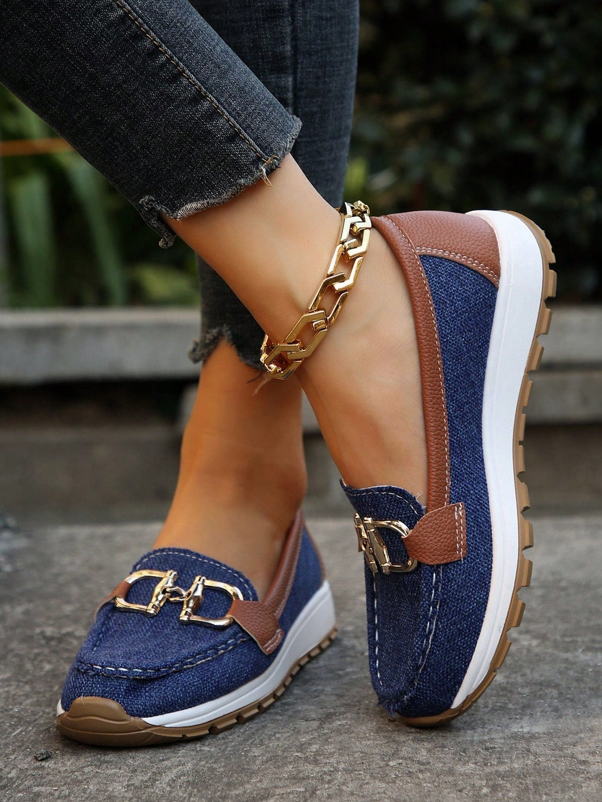 Edith | Flat Buckle Moccasins
