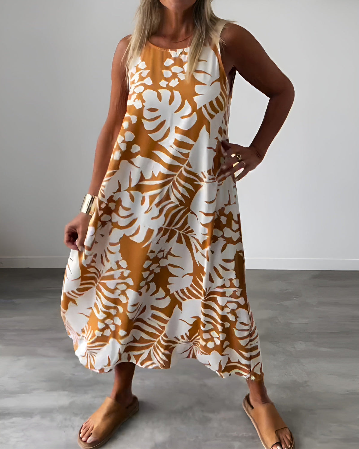 Elegant strapless dress by The Rowan Daughters, Audrey style, featuring a fitted bodice and flowing skirt in a refined fabric.