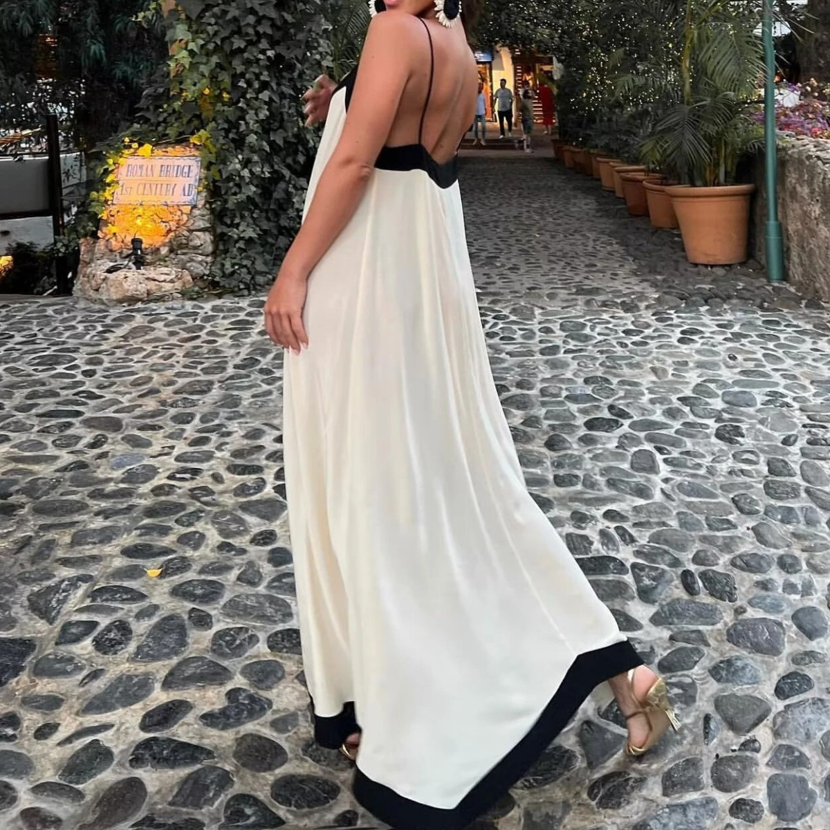 Loose, chic Mélanie dress by The Rowan Daughters featuring flowing fabric and elegant design, perfect for stylish casual wear.